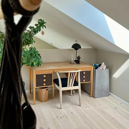 بيت للعطل Unique Architect-designed House Near The *